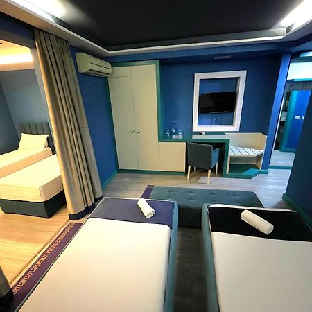New W Hotel 티라나 외부 사진