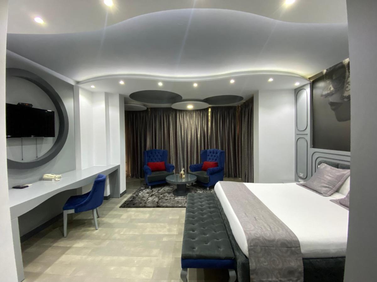 New W Hotel 티라나 외부 사진
