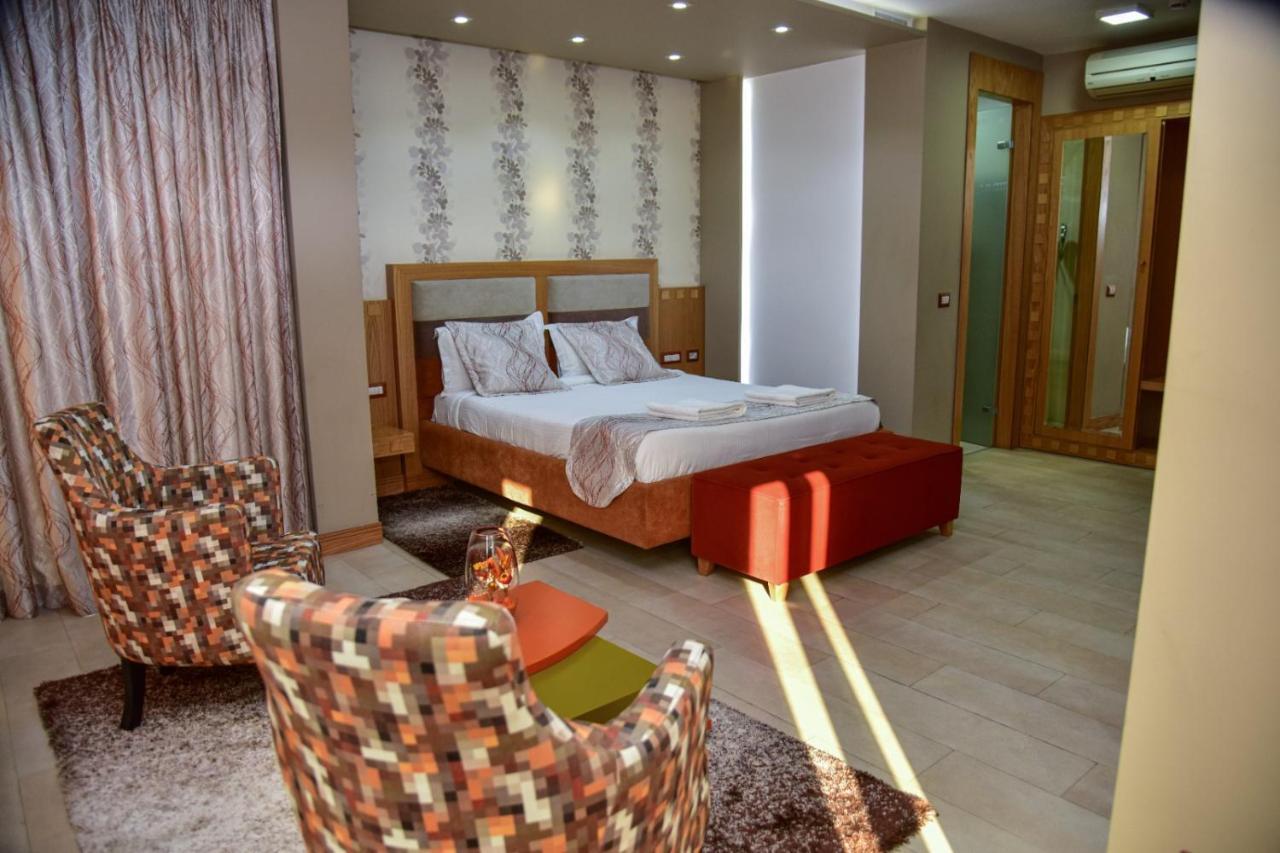 New W Hotel 티라나 외부 사진