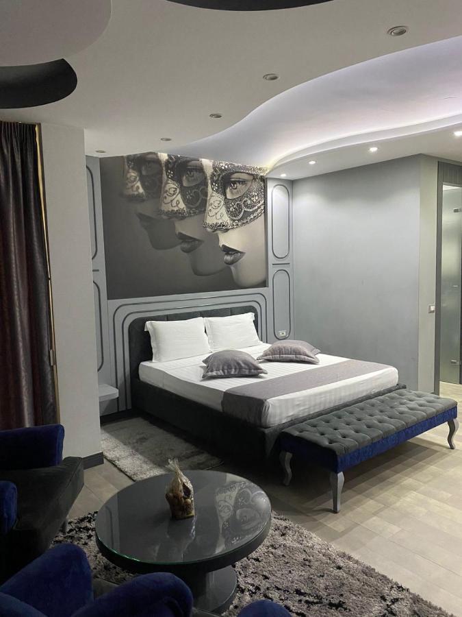 New W Hotel 티라나 외부 사진