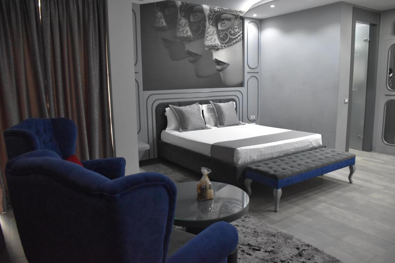 New W Hotel 티라나 외부 사진