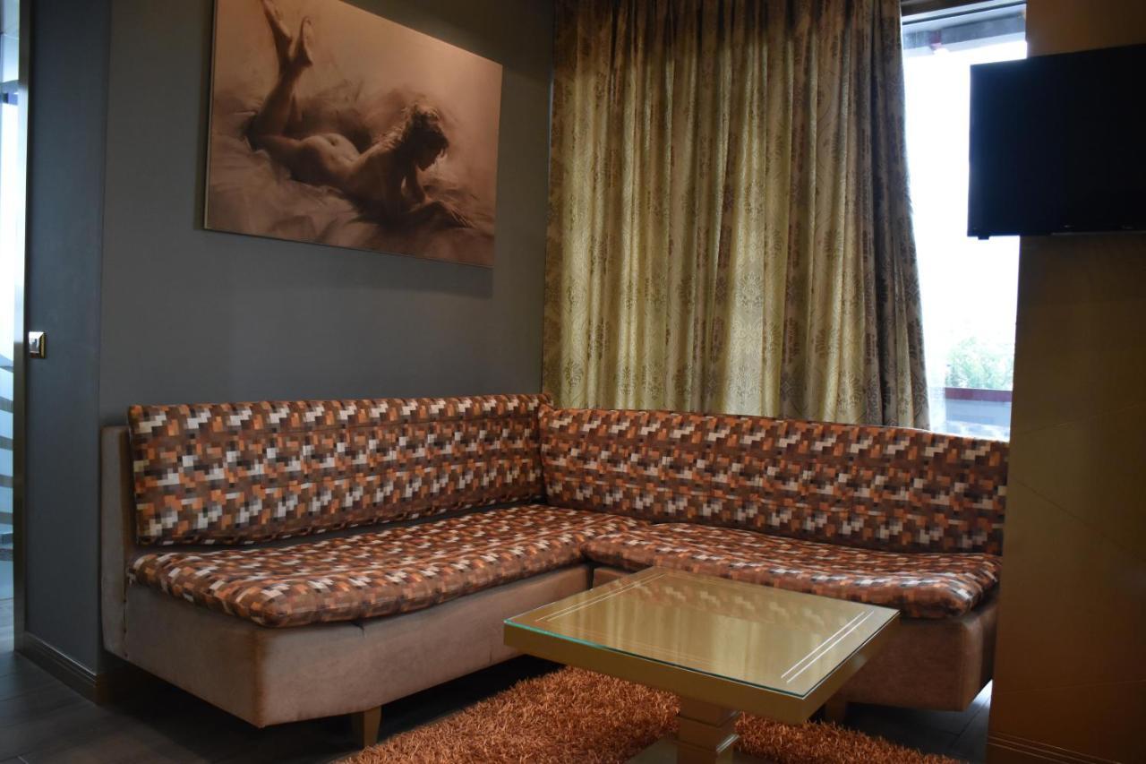New W Hotel 티라나 외부 사진