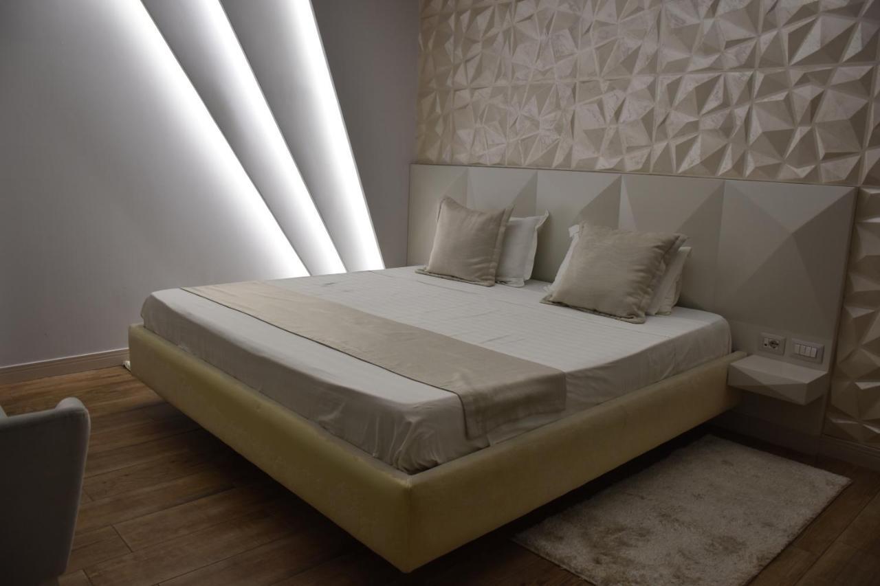 New W Hotel 티라나 외부 사진