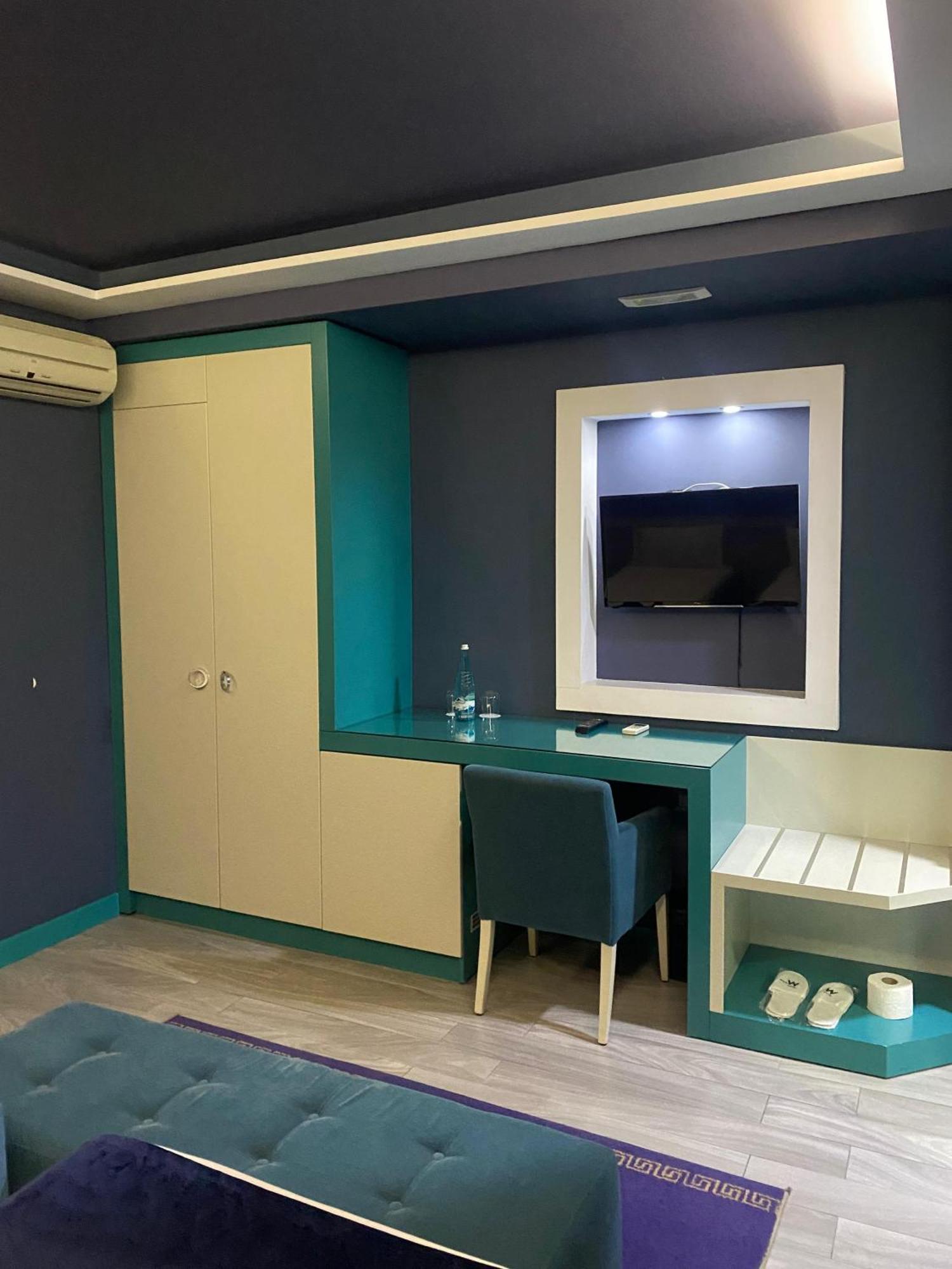 New W Hotel 티라나 외부 사진