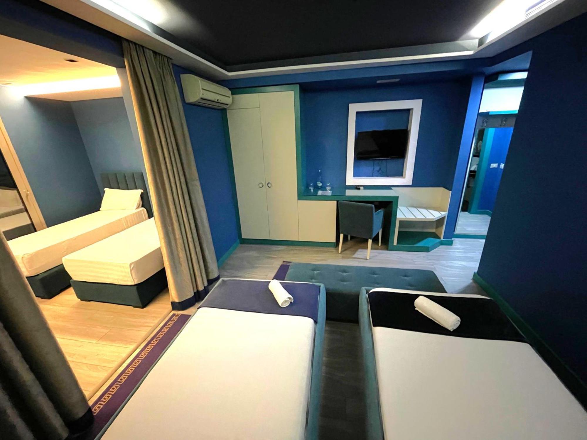 New W Hotel 티라나 외부 사진