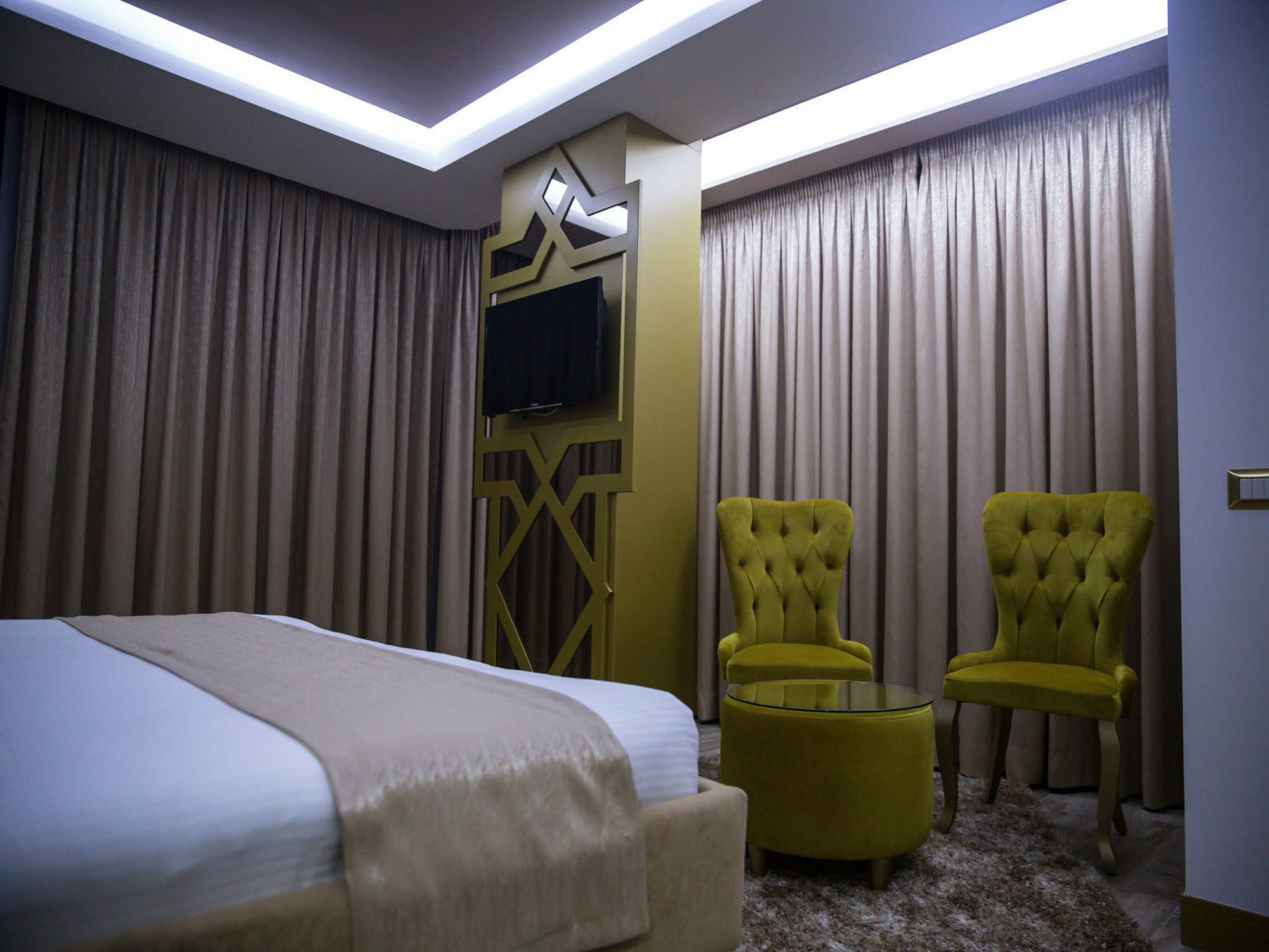 New W Hotel 티라나 외부 사진